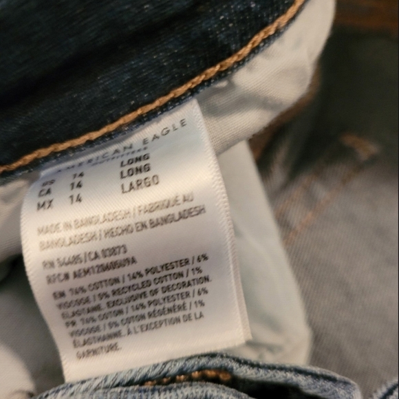 American Eagle Mom Jeans - Picture 6 of 6